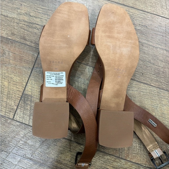 Velez Genuine Leather Strappy Sandals V - Picture 5 of 5